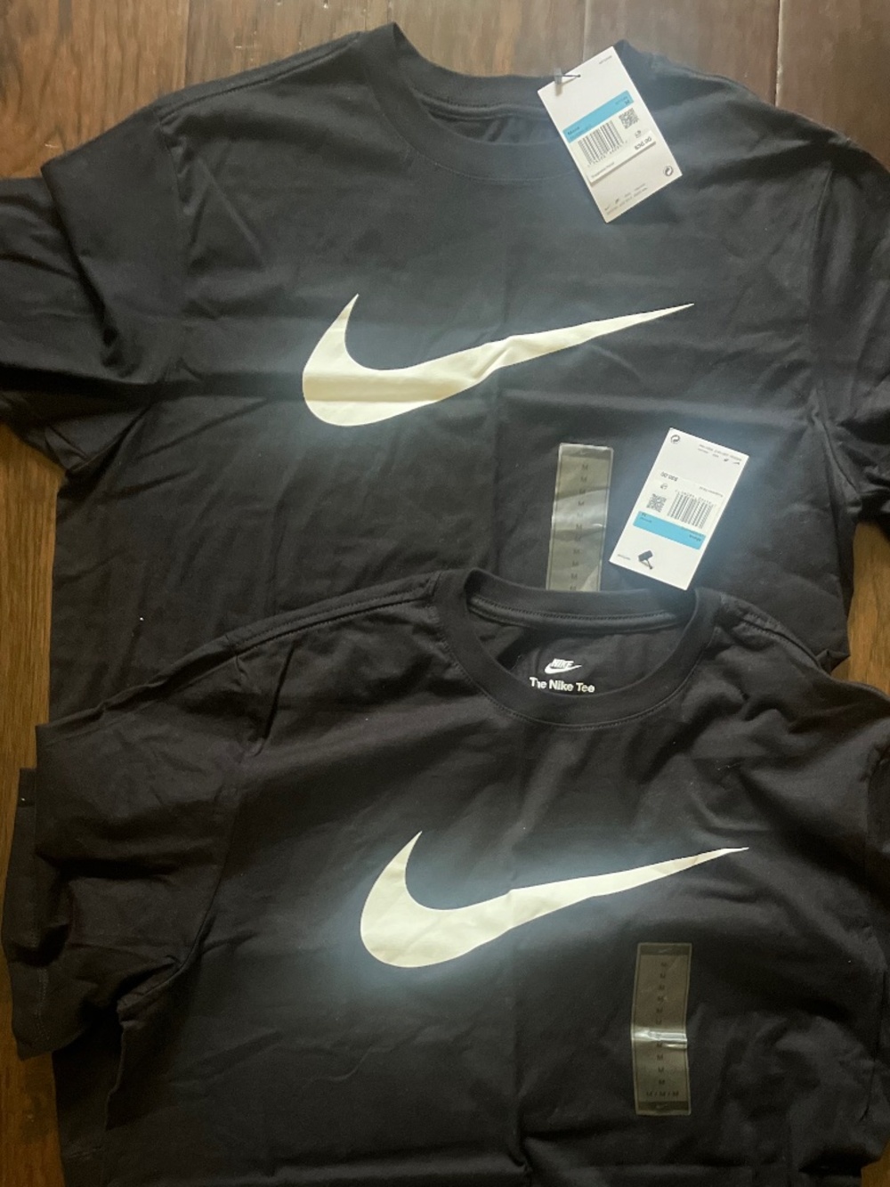 Nike swoosh sportswear crew t shirt